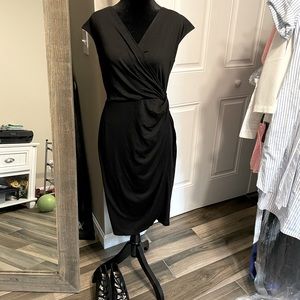 Black dress with tie at the back Size L NWT